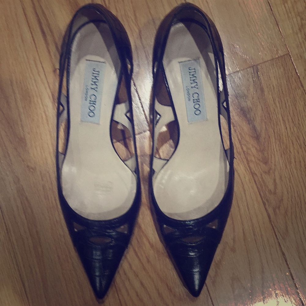 Authentic Jimmy Choo no low ballers please.